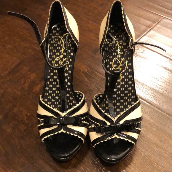 Jessica Simpson heels - Picture 2 of 8